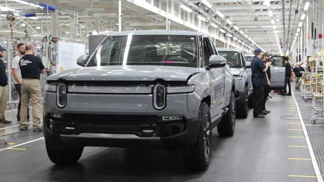 Trong vòng 2 năm, hãng xe điện đã tiêu tốn 9 tỷ USD và mỗi chiếc xe bán ra lỗ 33.000 USD, nhưng đã kỳ diệu thoát khỏi nguy cơ phá sản nhờ lắng nghe lời khuyên từ Elon Musk - Ảnh 1.