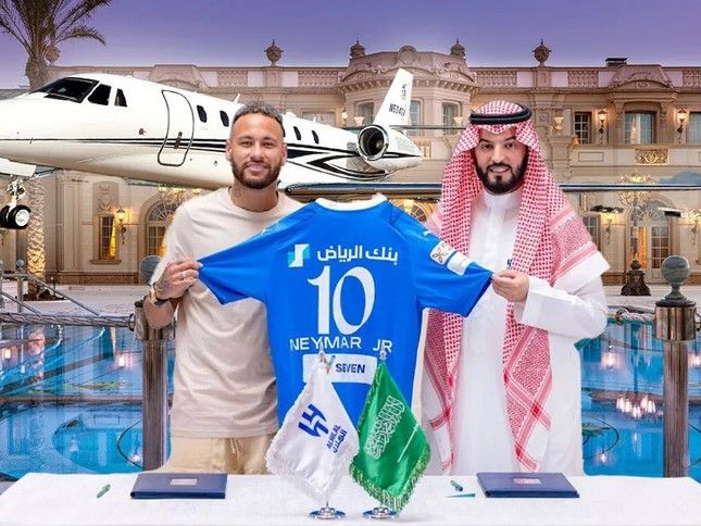 Neymar sống như một vị vua, sở hữu máy bay riêng, siêu xe và biệt thự tại Saudi Arabia - Ảnh 1.