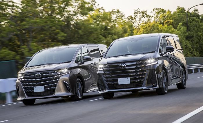 Toyota Alphard 2024 sẽ thêm phiên bản mạnh mẽ hơn với 300 mã lực, 2 cầu, và tiêu thụ dưới 6 lít/100km - Ảnh 1