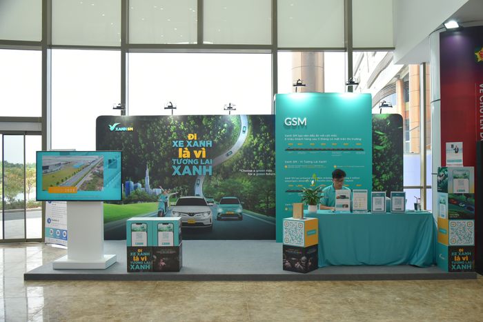 Dạo một vòng triển lãm VIIE 2023: Trải nghiệm lái thử VinFast, khám phá đa dạng máy bay không người lái và công nghệ sáng tạo - Ảnh 13.