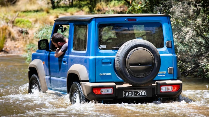 Suzuki Jimny tạo kỷ lục không ngờ, chứng minh mọi chiếc xe đều có thể làm điều đó - Ảnh 2.