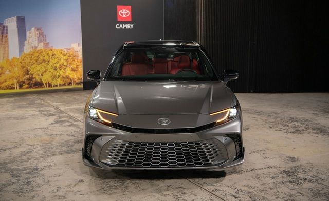 Chi tiết đặc trưng cho thấy sự 'chơi bời' của chủ xe Toyota đang bị loại bỏ, Camry 2025 là mẫu xe đầu tiên được áp dụng - Ảnh 1.