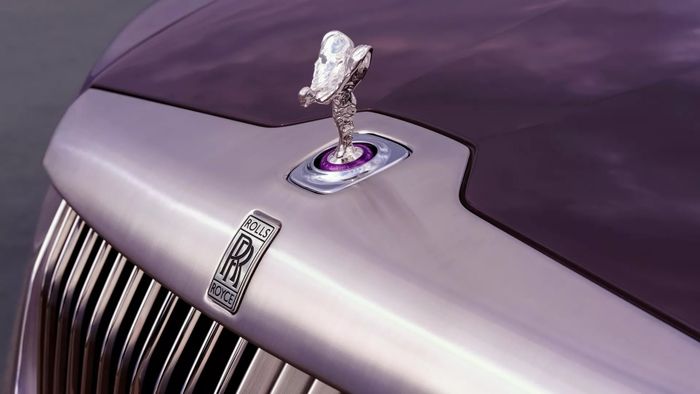 Rolls-Royce ngay lập tức giới thiệu Droptail thứ hai với bề mặt gỗ khí động học độc đáo nhất - Ảnh 2.