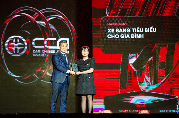 Volvo XC90 lần thứ hai đoạt giải Car Choice Awards, trở thành 'Xe sang hàng đầu cho gia đình' - Ảnh 1.