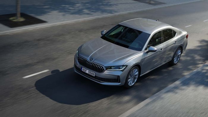 Ra mắt Skoda Superb mới - Hình ảnh 4.