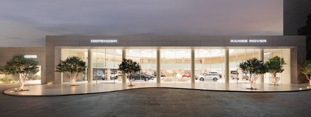 Giám đốc JLR khu vực châu Á - Thái Bình Dương: ‘Việc khai trương showroom mới theo phong cách độc đáo tại Việt Nam là một cơ hội lớn cho JLR’ - Ảnh 1.