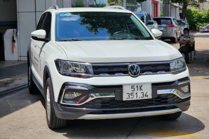 Virtus giảm giá xuống dưới 700 triệu, T-Cross giảm xuống dưới 900 triệu và nhiều mẫu xe VW khác cũng giảm giá đến nửa tỷ tại các đại lý, cạnh tranh với các xe Nhật và Hàn - Ảnh 3.