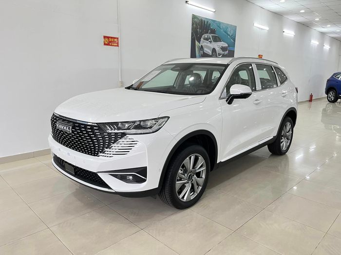 Haval H6 HEV giảm giá sâu, cạnh tranh mạnh với CX-5 và Tucson - Ảnh 1.