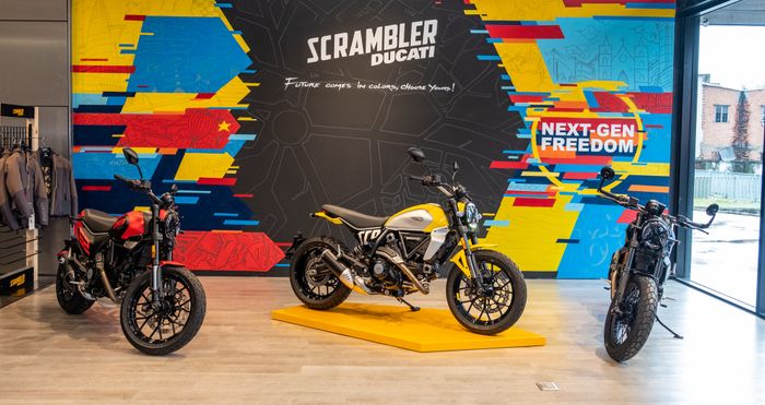 Ducati Scrambler Icon 2023: Giá 379 triệu tại Việt Nam - Hình 1.