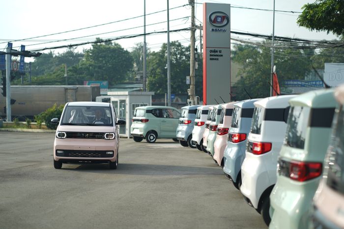 Wuling HongGuang MiniEV giảm giá lần đầu tiên tại Việt Nam, giá xuống còn 229 triệu đồng - Ảnh 1.