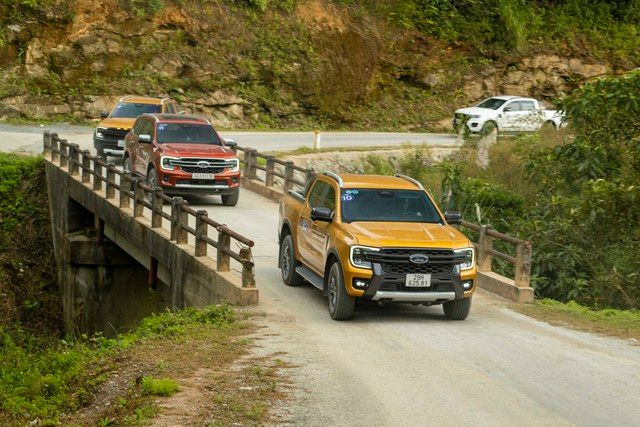 Thử nghiệm lái Ford Ranger, Everest gần 700km Hà Nội - Cao Bằng: Bán tải đi xa dễ dàng nếu biết cách, không gây say như SUV - Ảnh 4