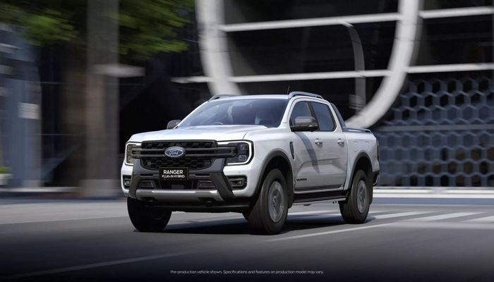 Ford Ranger PHEV chính thức ra mắt: Vận hành không tiêu thụ nhiên liệu trong khoảng cách 45 km, không kém phần mạnh mẽ so với phiên bản thường - Ảnh 1.