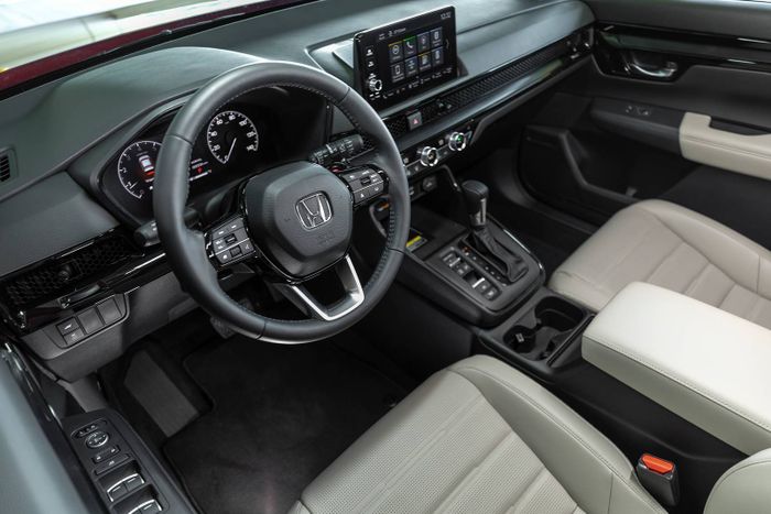 Honda CR-V 2024 chuẩn bị ra mắt tại Việt Nam, tiết lộ thêm trang bị mới: Nhiều tính năng mới, so sánh công nghệ với CX-5 - Hình 2.