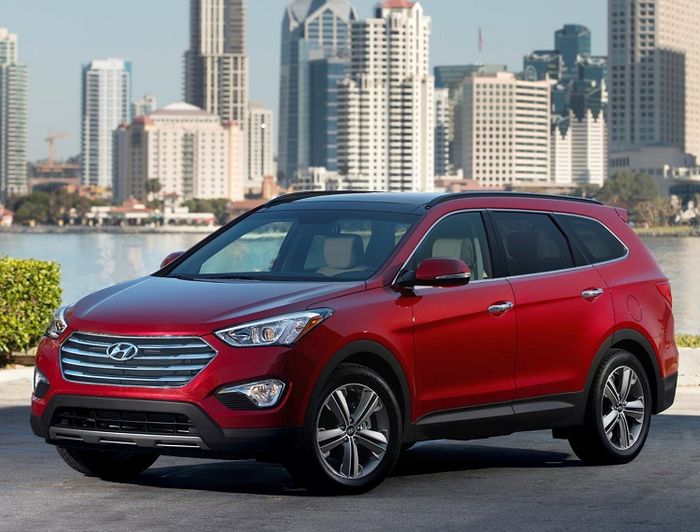 Xem lại 5 thế hệ không liên quan của Hyundai Santa Fe, phiên bản mới vừa ra mắt lại trở về với hình ảnh đời đầu nhất - Ảnh 3.