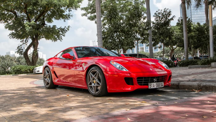 Ferrari 599 GTB trước đây của Đặng Lê Nguyên Vũ tái xuất, đã được một đại gia sưu tầm siêu xe và xe thể thao nổi tiếng tại TP.HCM sở hữu - Ảnh 3.