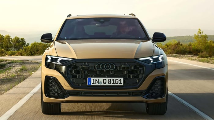 Audi Q8 2024 ra mắt: Đẳng cấp hơn, hiệu suất mạnh mẽ và tiết kiệm nhiên liệu hơn nhờ công nghệ mới - Ảnh 3.