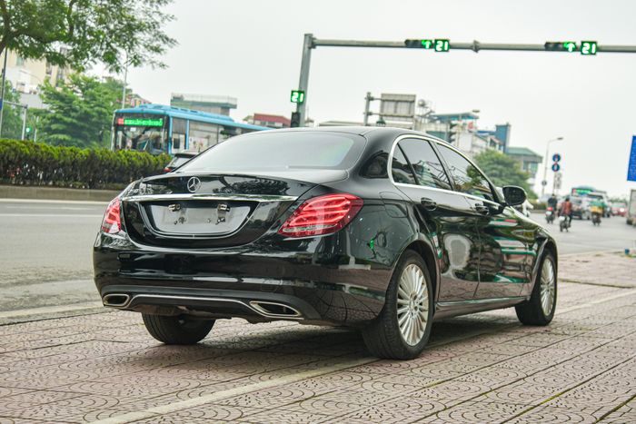 Cơ hội trải nghiệm Mercedes-Benz C 250 với giá gần bằng Kia K5 - Hình 4.