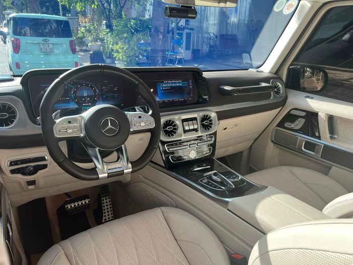 Mercedes-AMG G 63 trước đây của Cường Đô la được rao bán với giá hơn 9 tỷ đồng: Màu sơn hiếm, nội thất không khác xe mới - Ảnh 3.