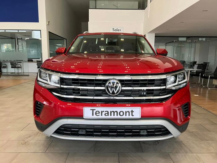 SUV cỡ trung đua hỗ trợ trước bạ: Đối thủ của Ford Explorer khuyến mãi đến 300 triệu, người mua xe thứ 2 hưởng lợi lớn - Ảnh 4.