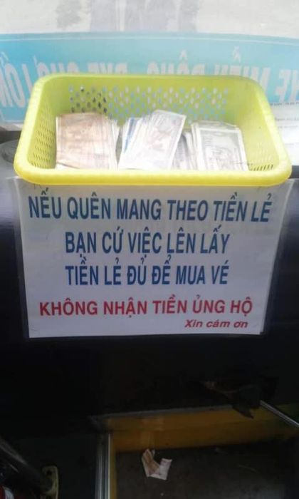 Từ công việc ngân hàng, chuyển sang lái xe buýt, sau 6 năm, tài xế trở thành 'người hùng', nổi tiếng khắp Sài Gòn - Ảnh 2.