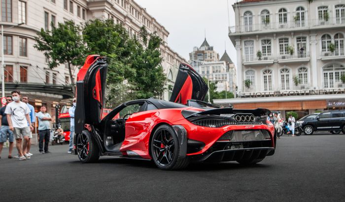 McLaren 765LT Spider đầu tiên ra mắt tại Việt Nam phục vụ giới đại gia, có giá gần 30 tỷ đồng - Hình ảnh 8