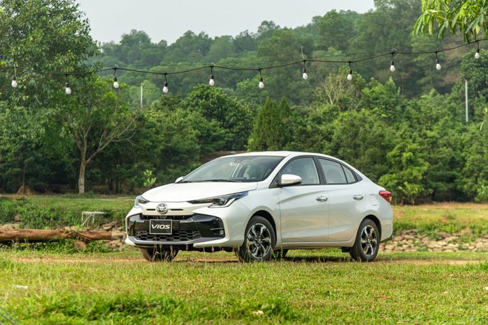 Đánh giá Toyota Vios 2023 qua góc nhìn của cư dân mạng: Có nhận xét tích cực, cũng có ý kiến cần phải được phản biện.