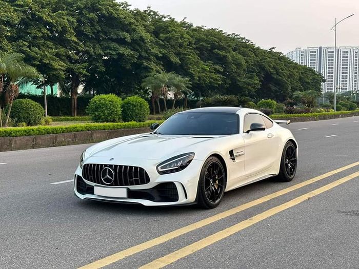 Bán chiếc Mercedes-AMG GT R hiếm mới đi 1.400km, người bán chia sẻ: ‘Tiết kiệm gần 3 tỷ’ - Ảnh 6.