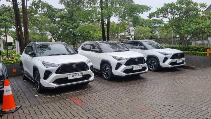 Thông tin từ đại lý về trang bị của Toyota Yaris Cross sắp ra mắt tại Việt Nam: 2 phiên bản, tích hợp cảnh báo điểm mù và 6 túi khí - Ảnh 2.