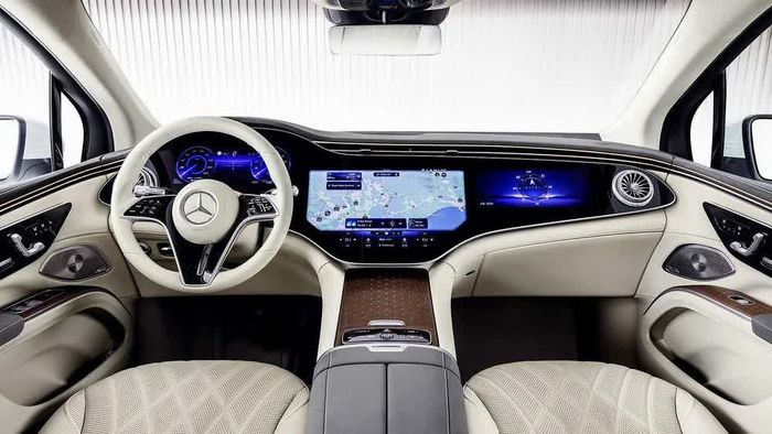 Mercedes Việt Nam tung ra thị trường 3 dòng xe SUV điện mới trong năm nay: EQB dự kiến có giá 2,3 tỷ đồng, EQS SUV có khả năng đi được tối đa 660 km - Ảnh 8.