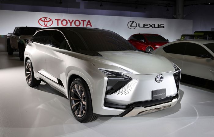 Lexus TZ có thể là một mẫu SUV điện, cạnh tranh với TX với động cơ điện