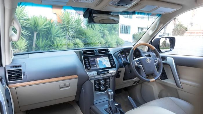 Toyota Land Cruiser Prado phiên bản mới thay đổi lịch ra mắt, ra mắt vào cuối năm nay - Hình 2.