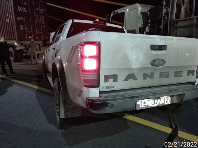 Người đăng bán Ford Ranger "không mặc cả", cộng đồng mạng kiểm tra lịch sử ngay lập tức chấp nhận trả một nửa giá - Ảnh 6.