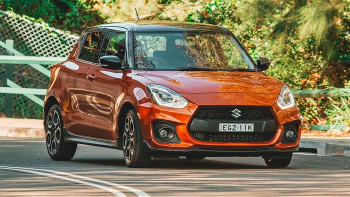 Suzuki Swift mới sẽ ra mắt vào cuối năm 2023 - Hình 1.
