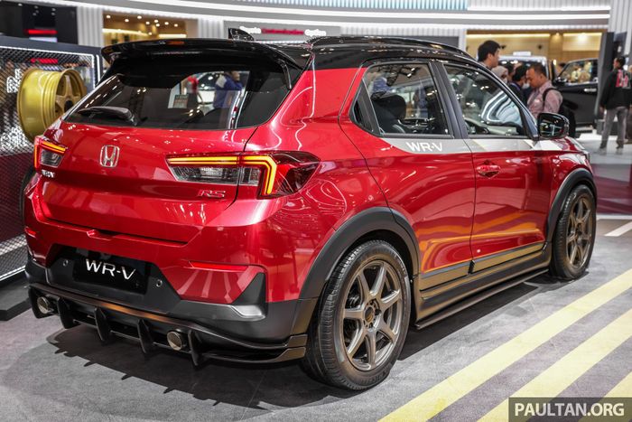 Honda WR-V với phiên bản tùy biến thể thao tại triển lãm GIIAS 2023 - Ảnh 3.