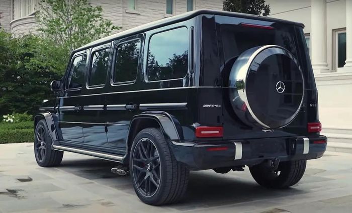 Một đại lý cá nhân đang bày bán chiếc Mercedes-AMG G 63 phiên bản limousine dài hơn 6 mét: Bên ngoài được làm chắc chắn chống đạn, phù hợp với những người yêu thích 'riêng tư' - Hình ảnh 6.
