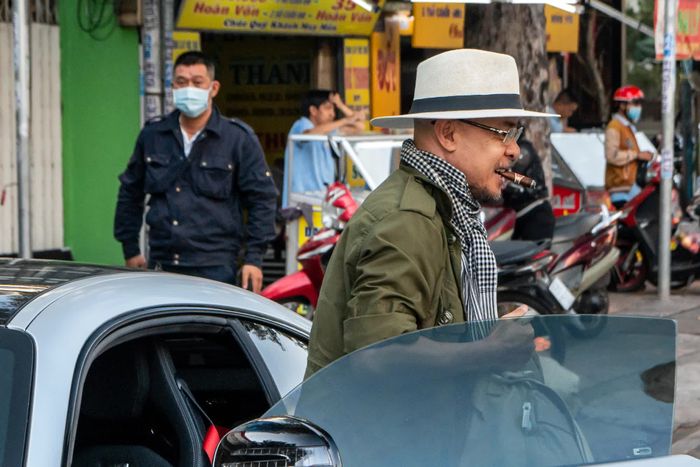 Ông Đặng Lê Nguyên Vũ tiết lộ lí do ưa thích thương hiệu Mercedes-Benz - Hình 2.