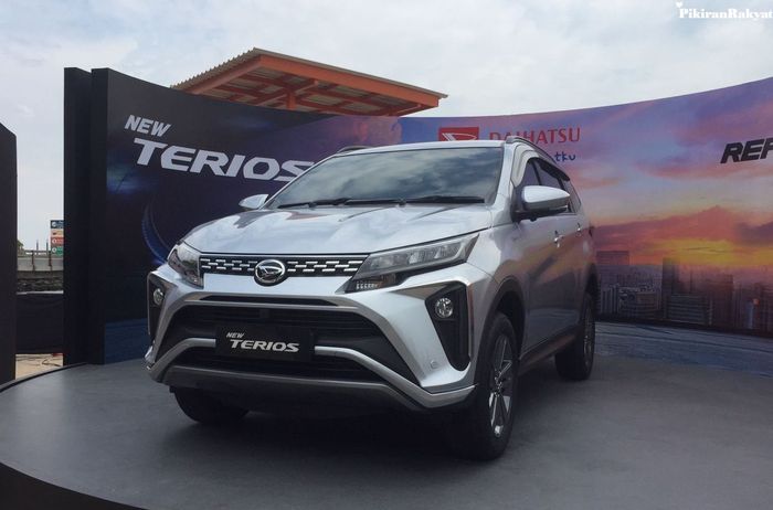 Daihatsu Terios - Phiên bản facelift của nguyên bản Toyota Rush được ra mắt tại Indonesia - Ảnh 1.