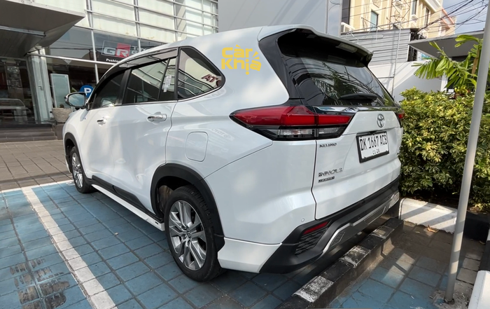 Trải nghiệm Toyota Innova tại Indonesia trước khi về Việt Nam: không gian rộng rãi, vỏ xe dày dặn hơn, thiết kế hiện đại - Ảnh 22.