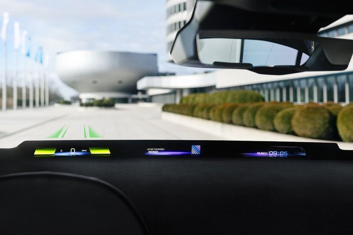BMW sẽ sản xuất màn HUD siêu dài, xuất hiện trên các mẫu xe điện mới - Hình 3.