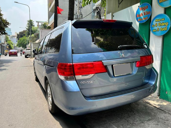 Xe gia đình kích thước lớn giá chỉ 450 triệu đồng - Ảnh 3.