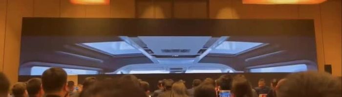 Toyota Alphard mới tiết lộ nhiều chi tiết đặc biệt trong ảnh số 8.