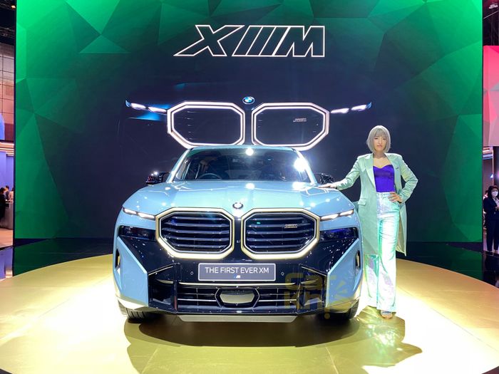 Tiếc cho BMW: Mẫu SUV mới ra mắt XM bị các tờ báo phương Tây chỉ trích về thiết kế không đẹp và quá nặng, khiến việc lái không thoải mái dù giá cả gần bằng xe Bentley - Ảnh 5.