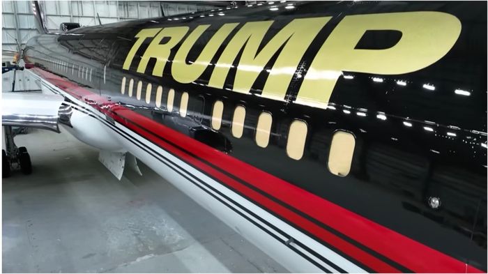 Boeing 757 mạ vàng của ông Donald Trump - Ảnh 4.