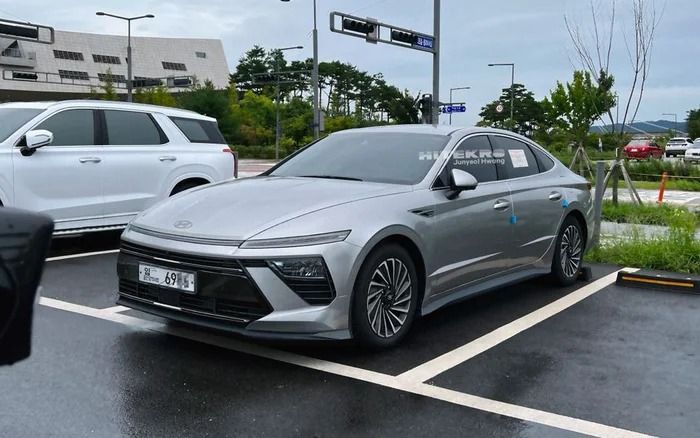 Hyundai Sonata 'đời mới' với màn hình siêu lớn, dẫn động 2 cầu - Ảnh 4.