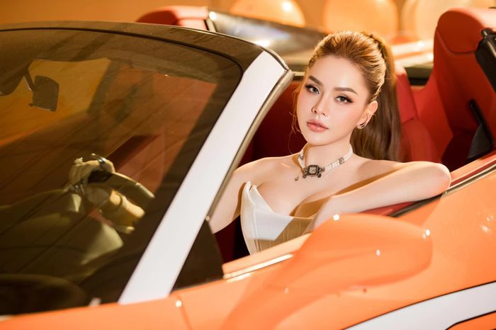 Hot girl Bến Tre mua Ferrari 458 Spider hiếm vào ngày sinh nhật lần thứ 30 - Ảnh 6.