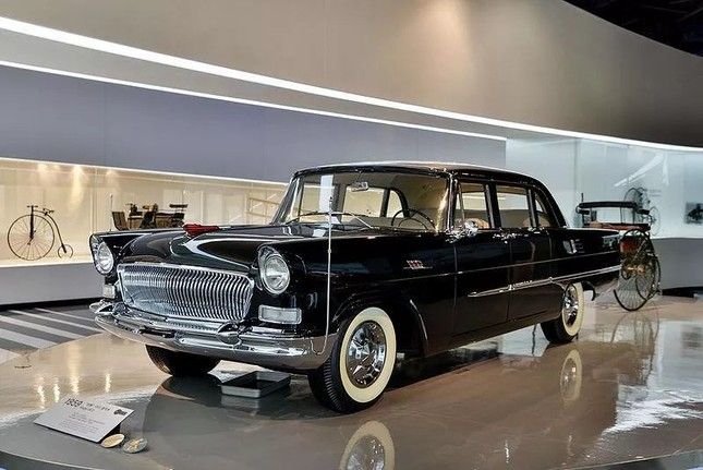 Xem gần chiếc limousine Hồng Kỳ được Chủ tịch Trung Quốc Tập Cận Bình sử dụng trong chuyến thăm Nga - Ảnh 5.