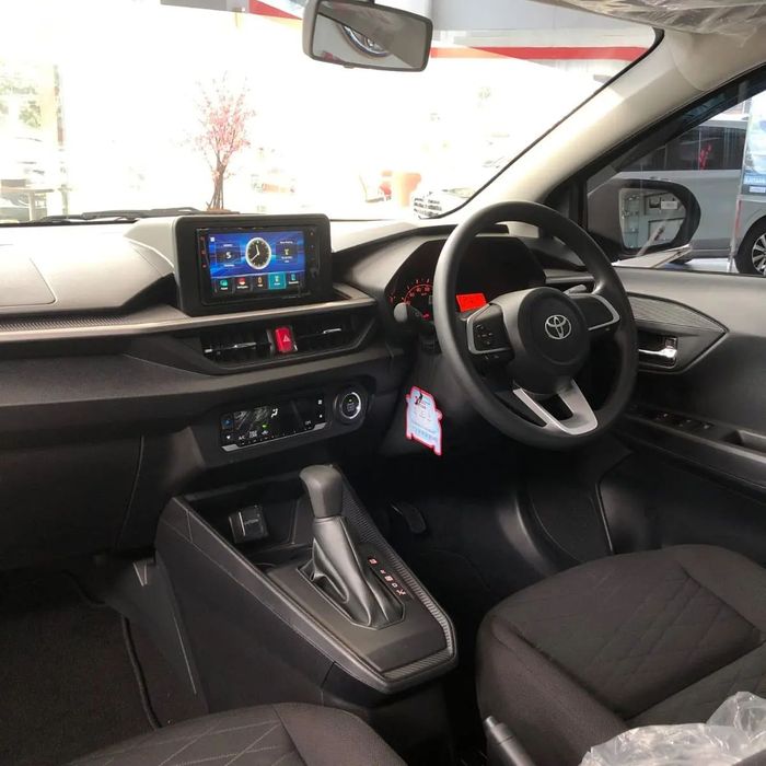 Các đại lý đồng loạt tiếp nhận đặt cọc cho Toyota Wigo 2023: Giá dự kiến mới từ 370 triệu, sẽ ra mắt vào tháng 5, đối thủ đáng gờm của i10 và Morning - Hình 4.