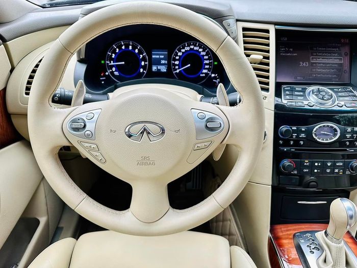 Cơ hội sở hữu Infiniti QX70 hiếm có trên thị trường xe cũ, người đang bán chia sẻ: ‘Bán với giá chỉ bằng 1/4 giá mua mới dù mỗi năm chỉ lái 11.000km’ - Ảnh 7.
