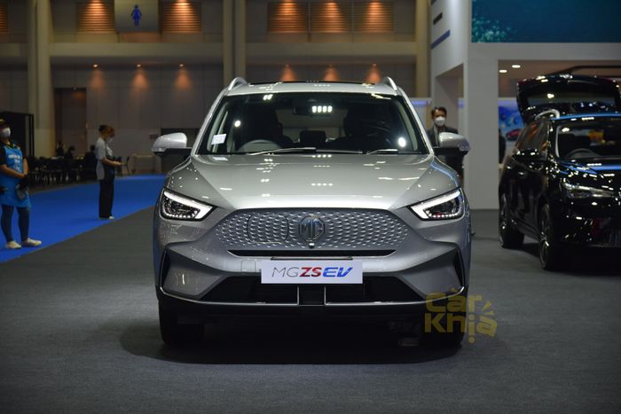 Tôi ngồi thử chiếc MG ZS điện có thể sẽ được nhập khẩu vào Việt Nam: Công nghệ không kém VF e34 - Ảnh 2.