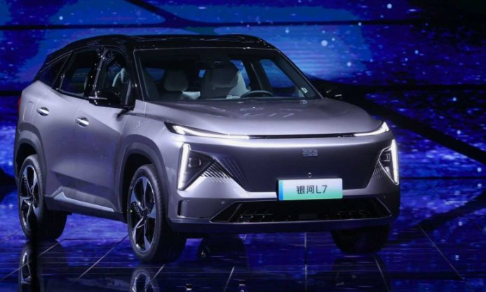 Tesla, BYD cần đề phòng: Nhà sản xuất ô tô lớn của Trung Quốc sẽ sớm tung ra loạt sản phẩm đỉnh cao nhằm tranh giành lại thị phần, với thiết kế không kém cạnh như Porsche và các thông số ấn tượng - Ảnh 3.